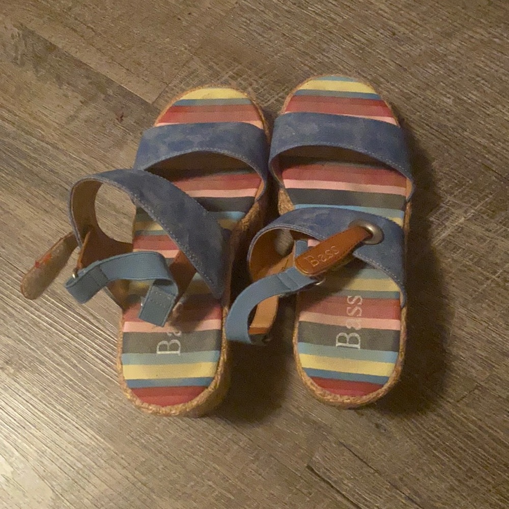 Bass sandals